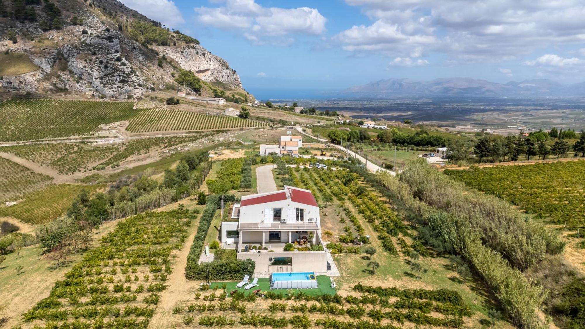 Villa Bonifato Vista Sulle Campagne E Sul Mare Siciliano Cozy House Italy Alcamo Exterior photo